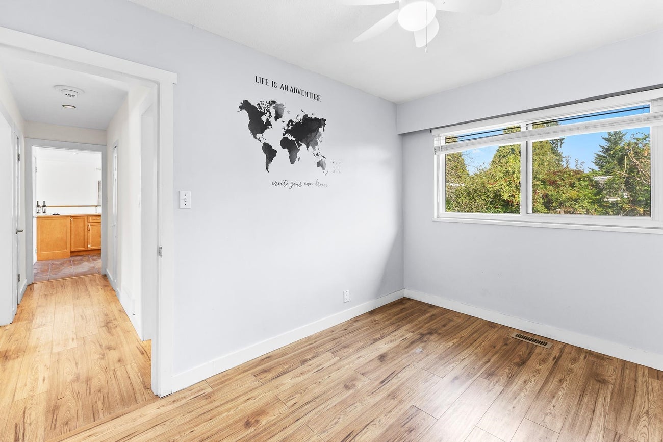 1119 Sprice Avenue - Central Coquitlam Single Family Residence for Sale, 5 Bedrooms (R3077483)# - 13