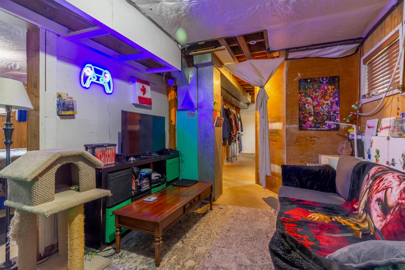 406 Schoolhouse Street - Central Coquitlam Single Family Residence for Sale, 4 Bedrooms (R3078372)# - 17