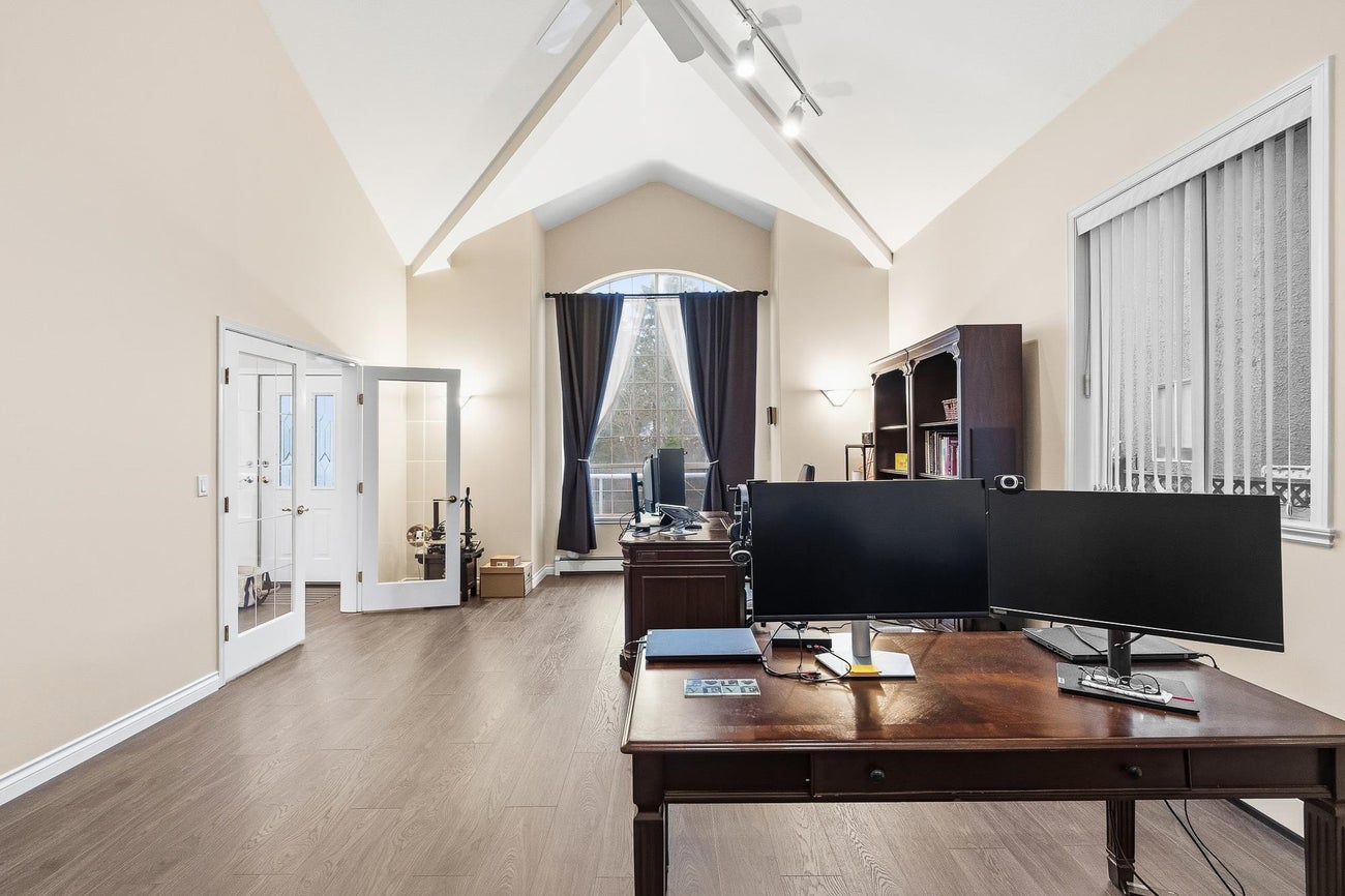 305 Sorrento Place - Coquitlam East single-family-residence for Sale, 5 Bedrooms (R3078508)# - 18