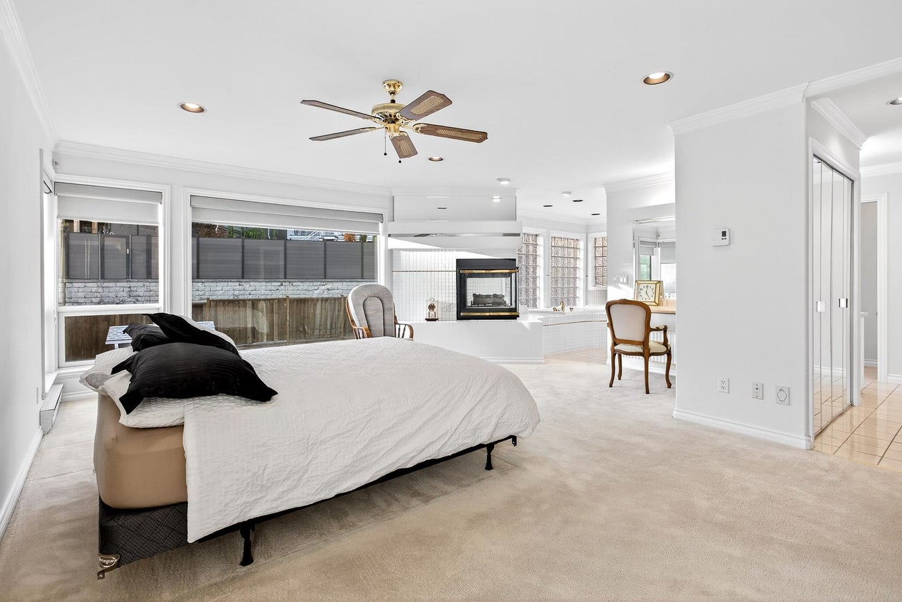 2271 Sorrento Drive - Coquitlam East Single Family Residence for Sale, 5 Bedrooms (R3078630)# - 18