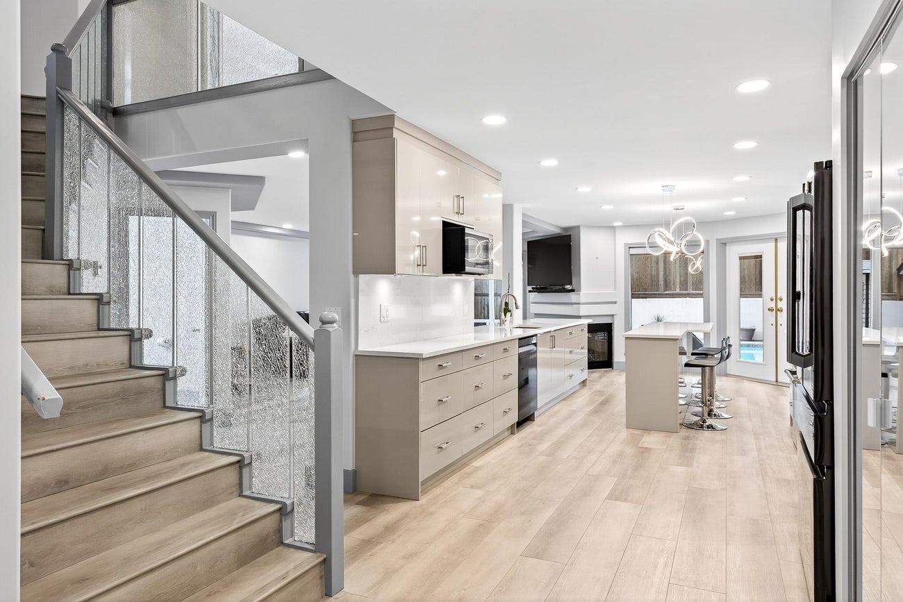 2271 Sorrento Drive - Coquitlam East Single Family Residence for Sale, 5 Bedrooms (R3078630)# - 2