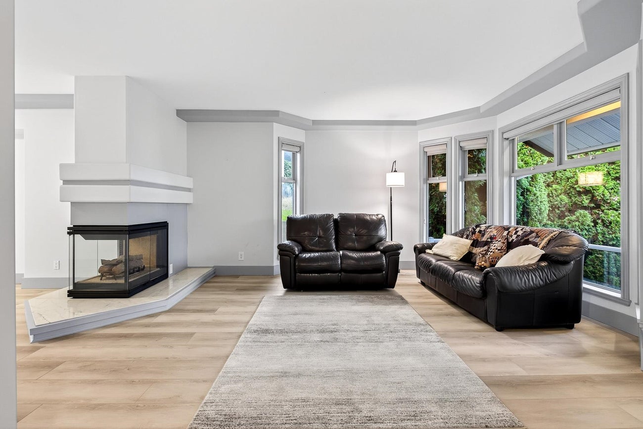 2271 Sorrento Drive - Coquitlam East Single Family Residence for Sale, 5 Bedrooms (R3078630)# - 8