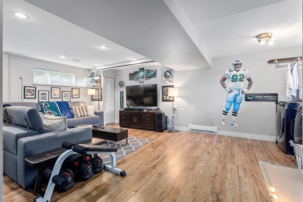 1122 Rochester Avenue - Maillardville single-family-residence for Sale, 4 Bedrooms (R3078701)# - 24