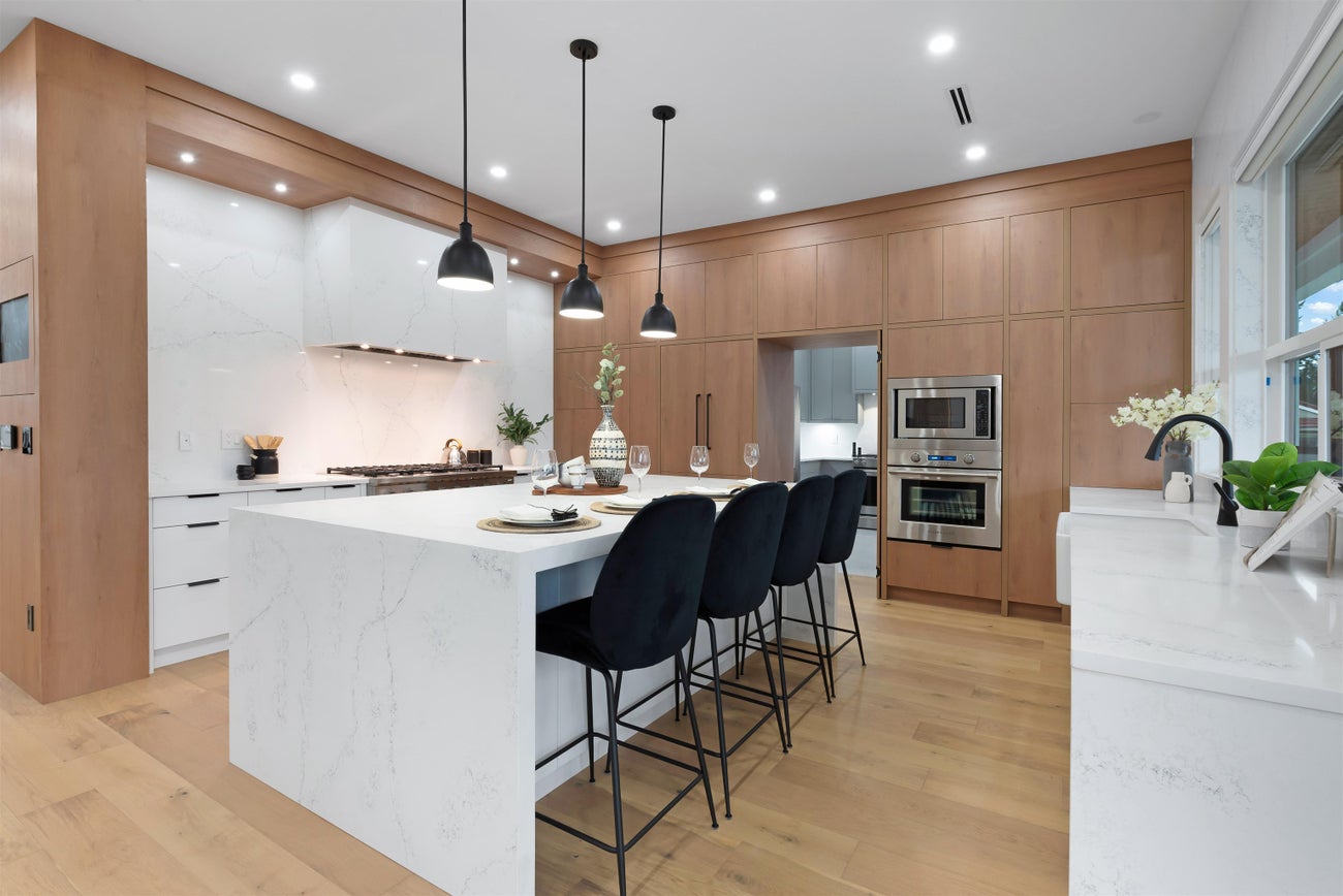 1846 Lemax Avenue - Central Coquitlam Single Family Residence for Sale, 9 Bedrooms (R3079108)# - 13