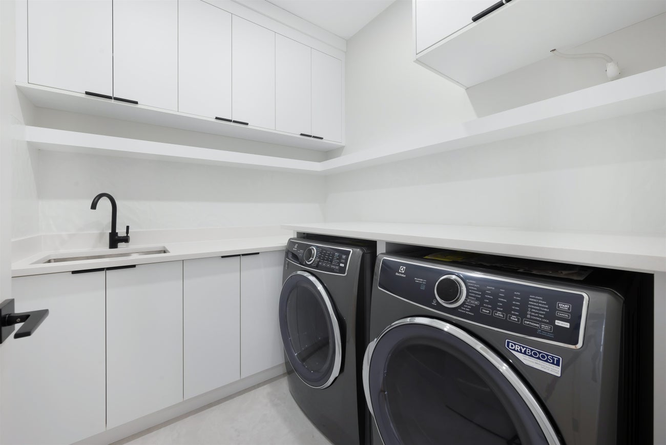 1846 Lemax Avenue - Central Coquitlam Single Family Residence for Sale, 9 Bedrooms (R3079108)# - 24