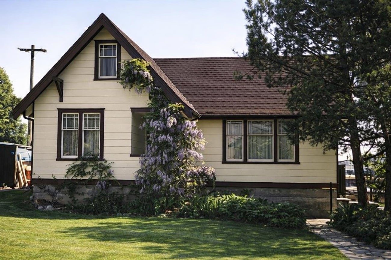 375 Blue Mountain Street - Maillardville Single Family Residence for Sale(R3080108)# - 3