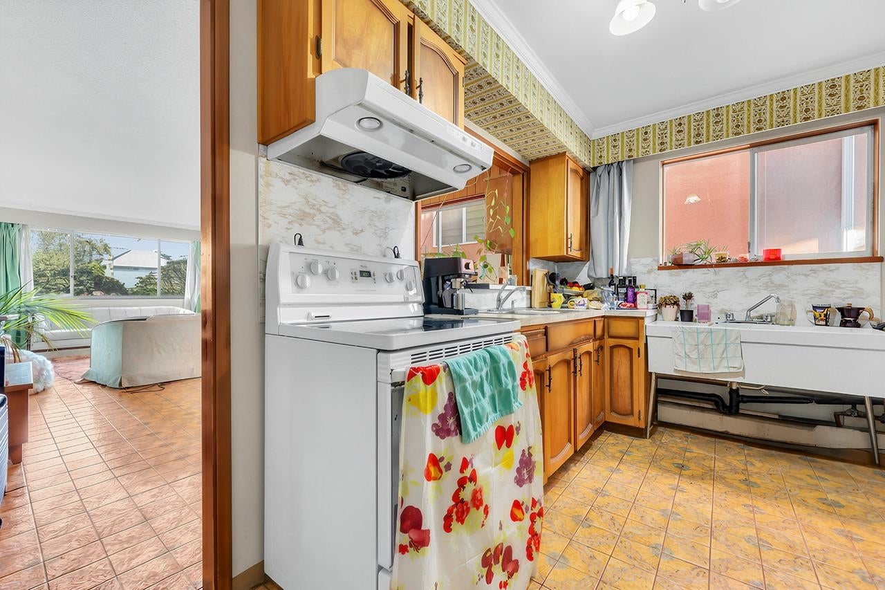 4710 Union Street - Brentwood Park Single Family Residence for Sale, 5 Bedrooms (R3080322)# - 29