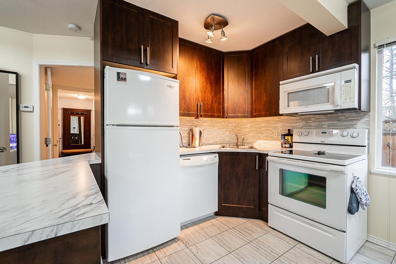 328 - 3000 Riverbend Drive - Coquitlam East Single Family Residence for Sale, 5 Bedrooms (R3080394)# - 17