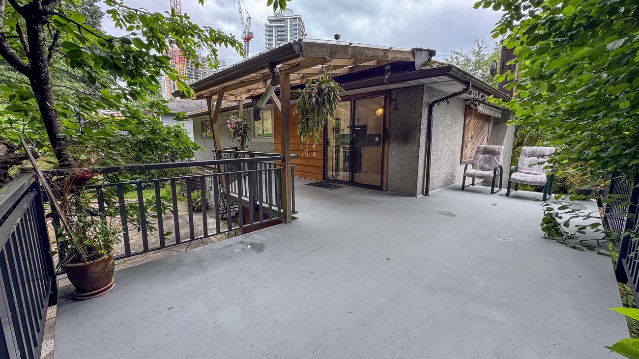 646 Claremont Street - Coquitlam West Single Family Residence for Sale, 4 Bedrooms (R3080468)# - 33