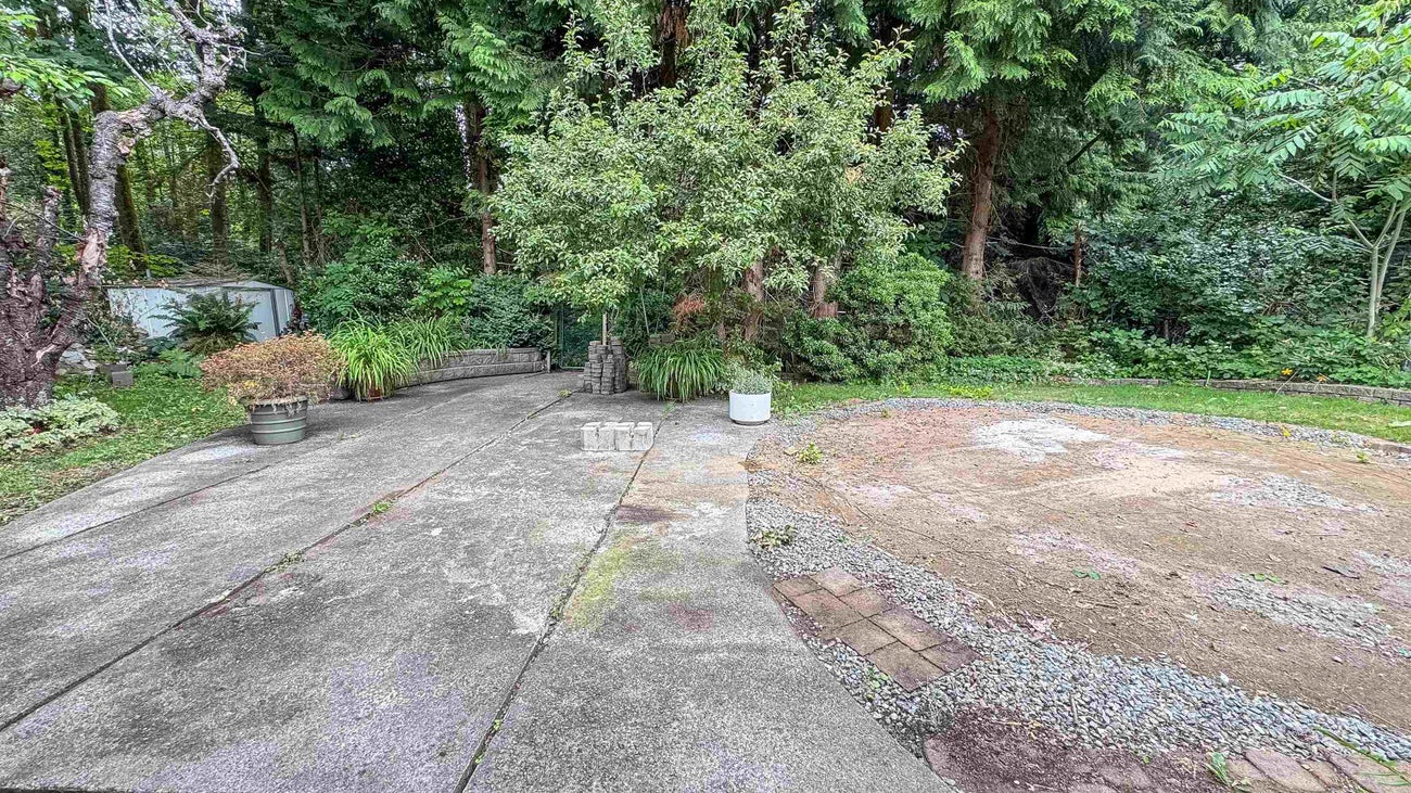 646 Claremont Street - Coquitlam West Single Family Residence for Sale, 4 Bedrooms (R3080468)# - 36