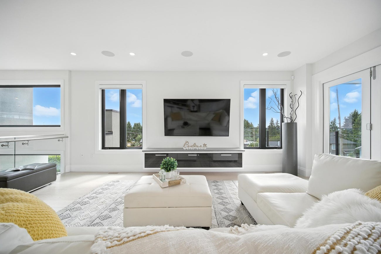 2113 Dawes Hill Road - Central Coquitlam Single Family Residence for Sale, 7 Bedrooms (R3080875)# - 12