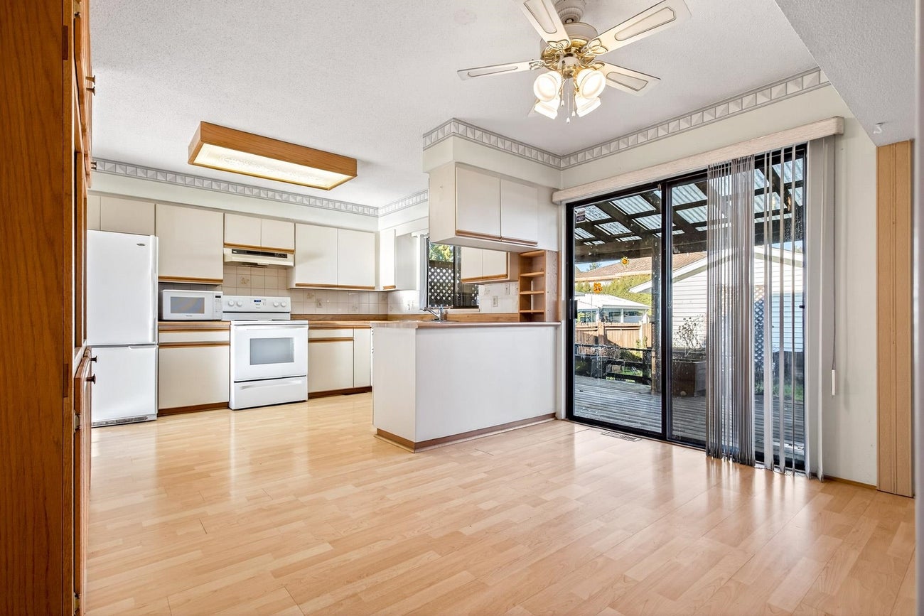 1347 Cornell Avenue - Central Coquitlam Single Family Residence for Sale, 3 Bedrooms (R3080989)# - 12