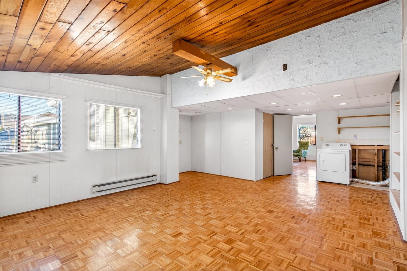 1347 Cornell Avenue - Central Coquitlam Single Family Residence for Sale, 3 Bedrooms (R3080989)# - 18