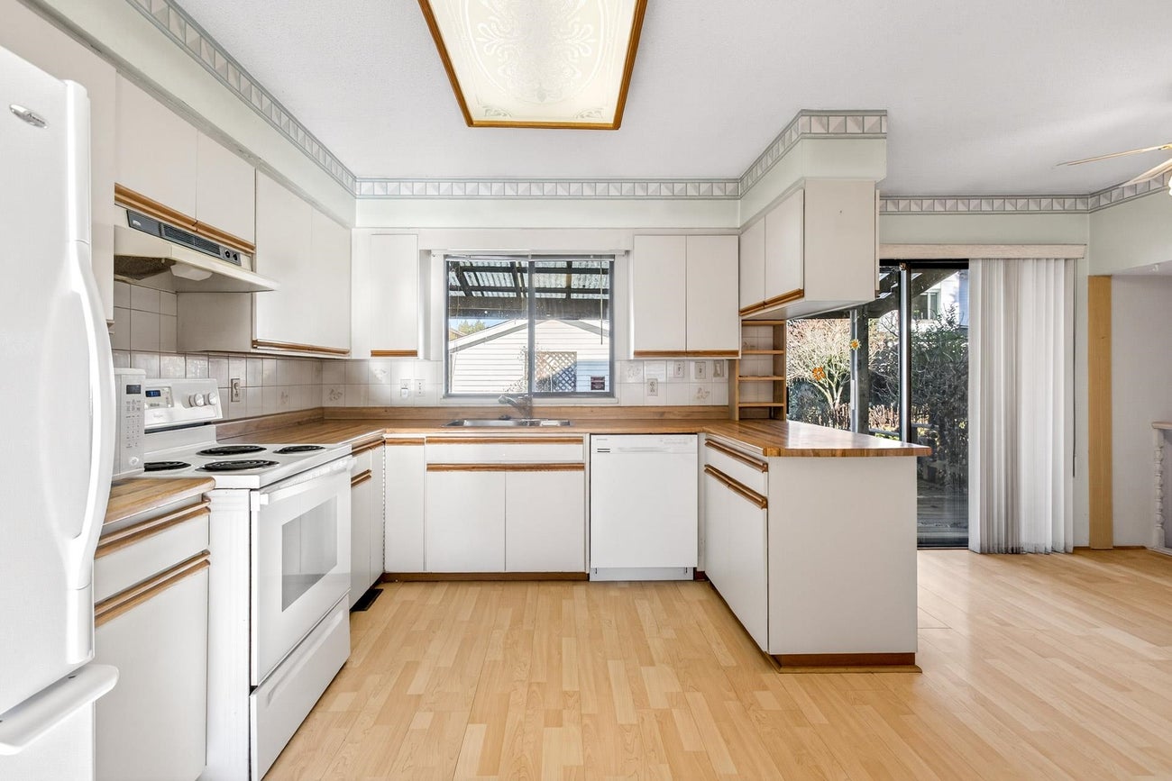 1347 Cornell Avenue - Central Coquitlam Single Family Residence for Sale, 3 Bedrooms (R3080989)# - 8