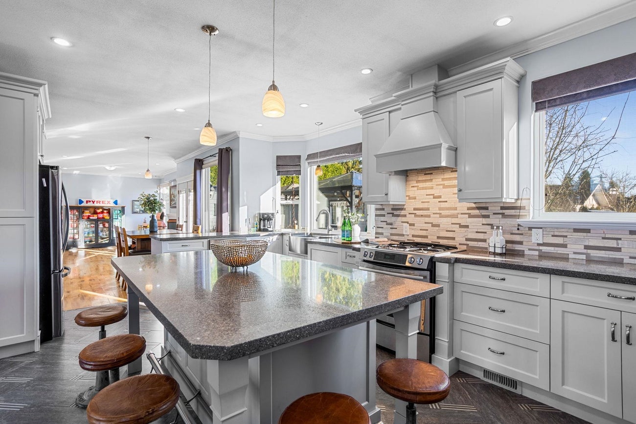 407 Delmont Street - Coquitlam West Single Family Residence for Sale, 6 Bedrooms (R3081097)# - 11