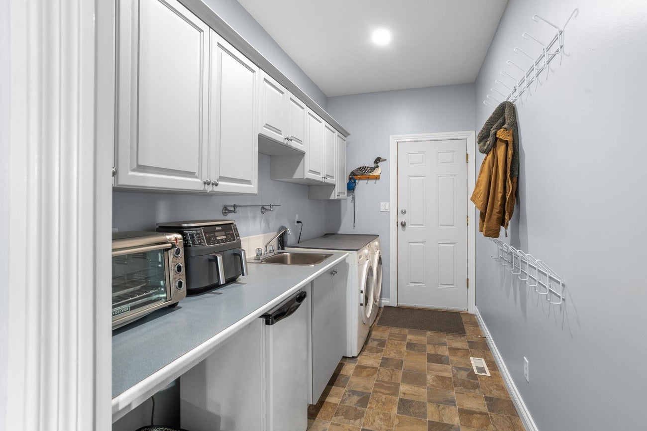 407 Delmont Street - Coquitlam West Single Family Residence for Sale, 6 Bedrooms (R3081097)# - 13