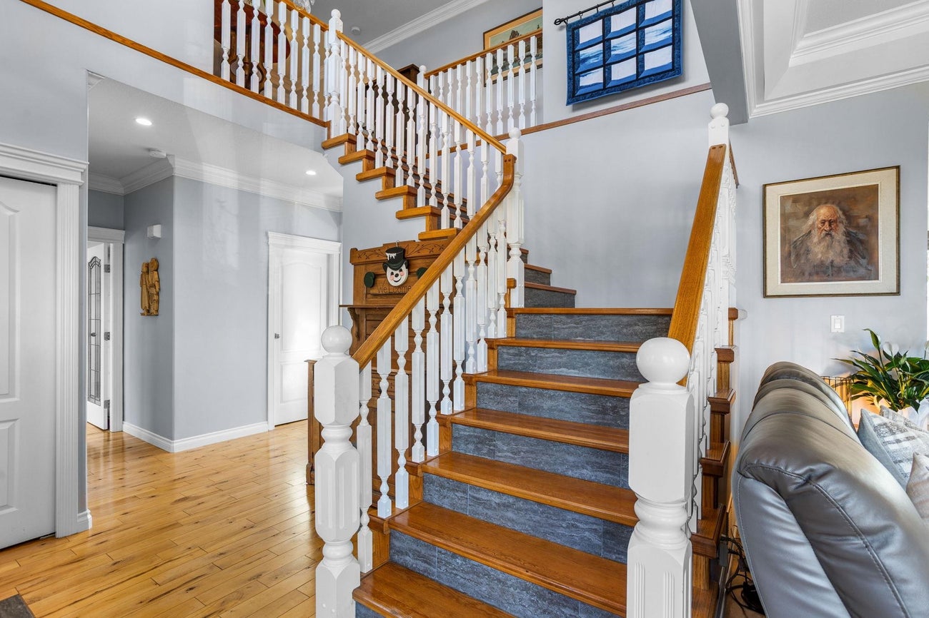 407 Delmont Street - Coquitlam West Single Family Residence for Sale, 6 Bedrooms (R3081097)# - 2