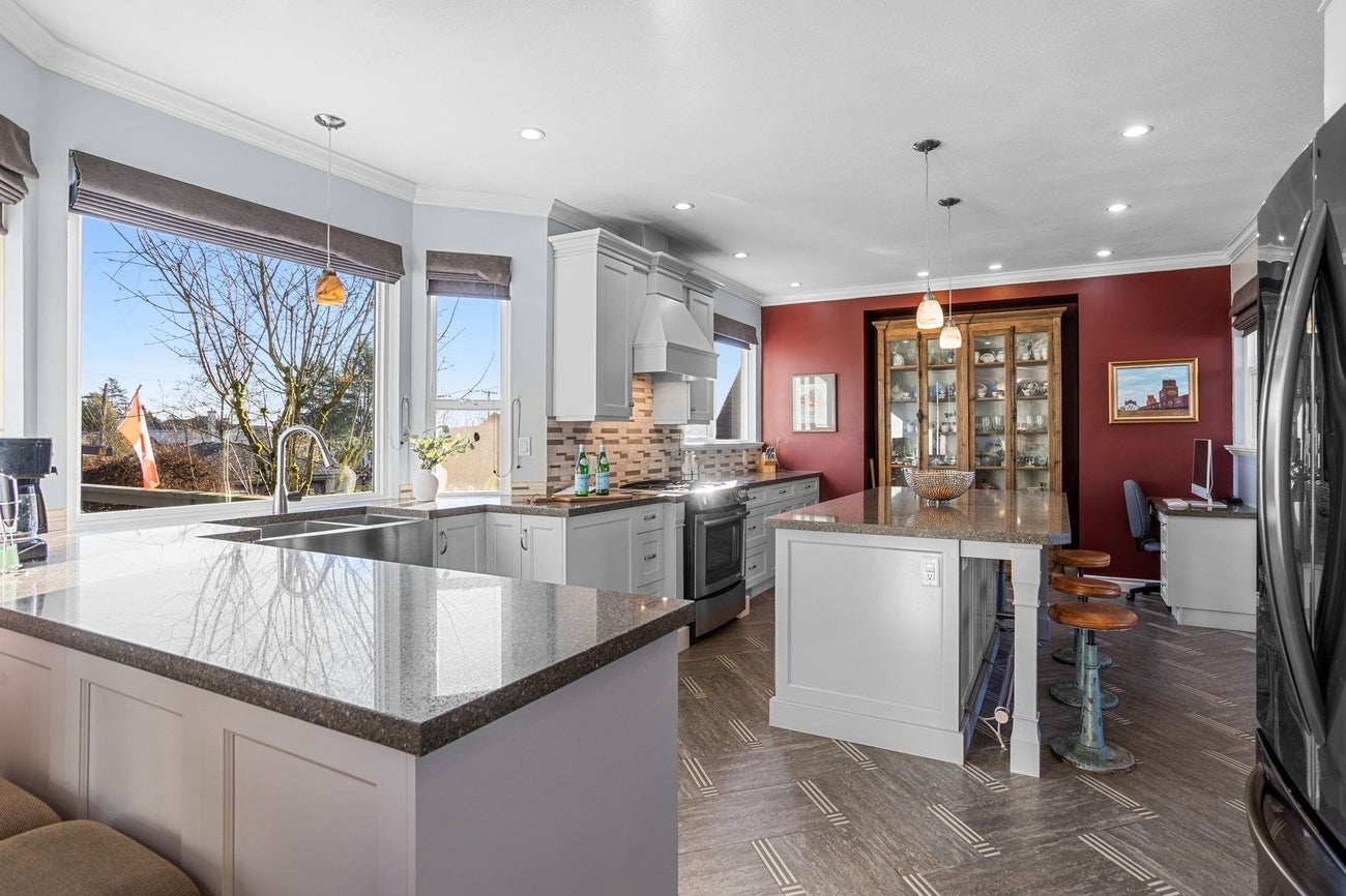 407 Delmont Street - Coquitlam West Single Family Residence for Sale, 6 Bedrooms (R3081097)# - 8