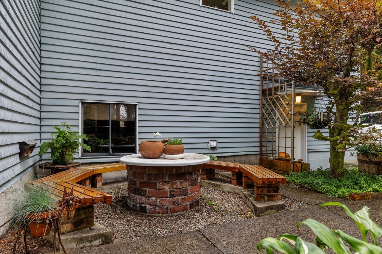 674 Blue Mountain Street - Coquitlam West Single Family Residence for Sale, 3 Bedrooms (R3081338)# - 15