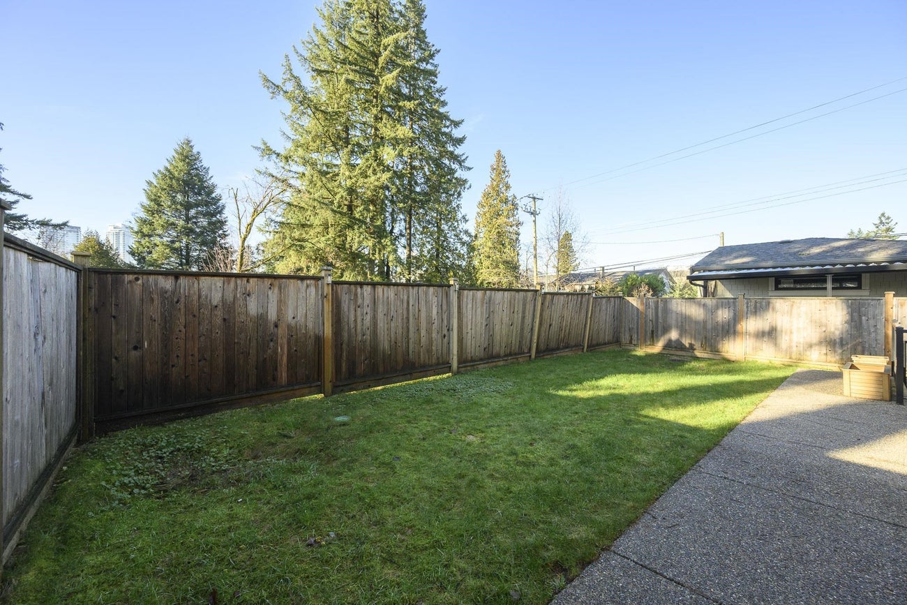 702 Robinson Street - Coquitlam West Single Family Residence for Sale, 6 Bedrooms (R3081841)# - 26