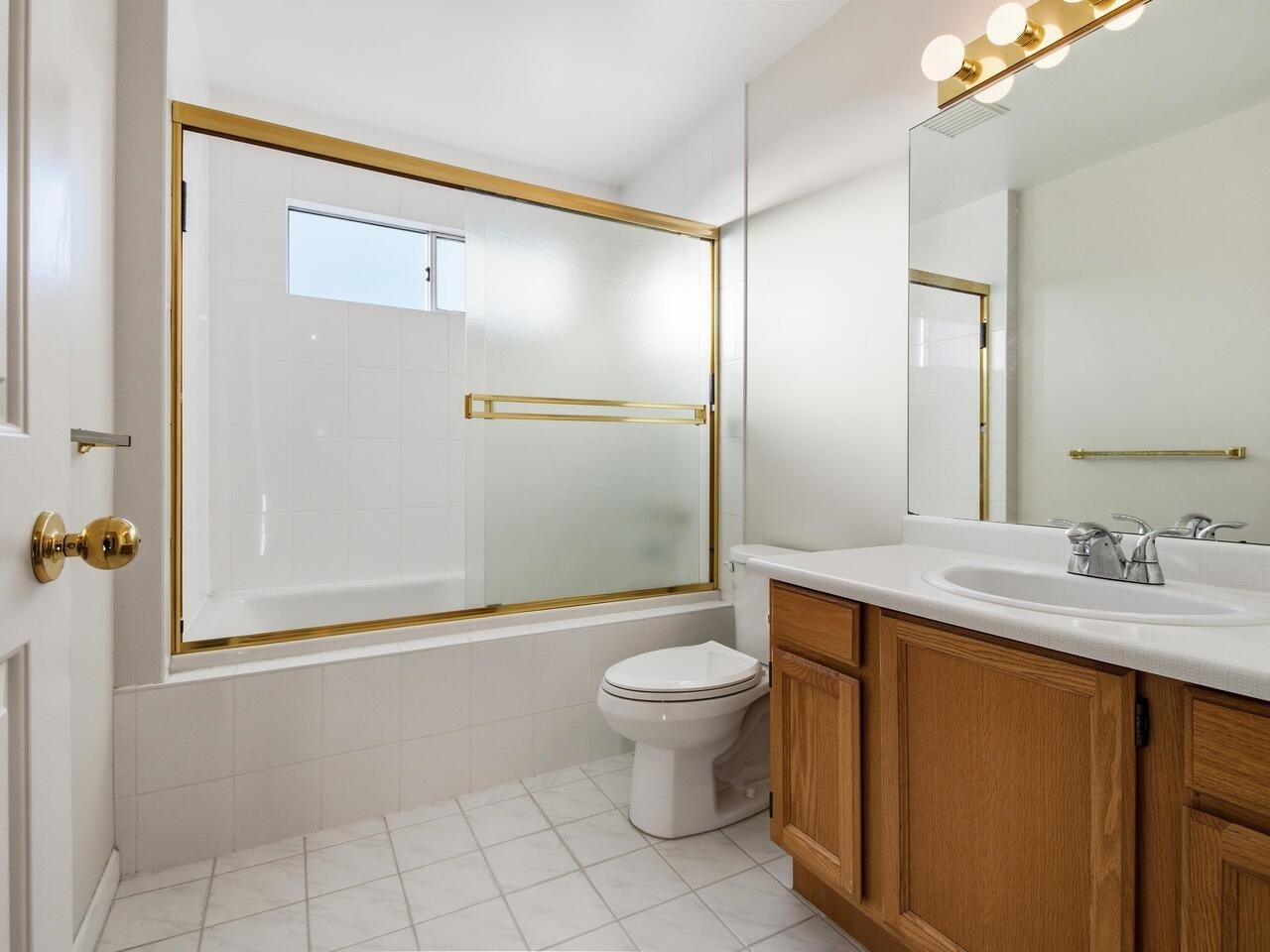 680 Linton Street - Central Coquitlam Single Family Residence for Sale, 3 Bedrooms (R3081908)# - 19