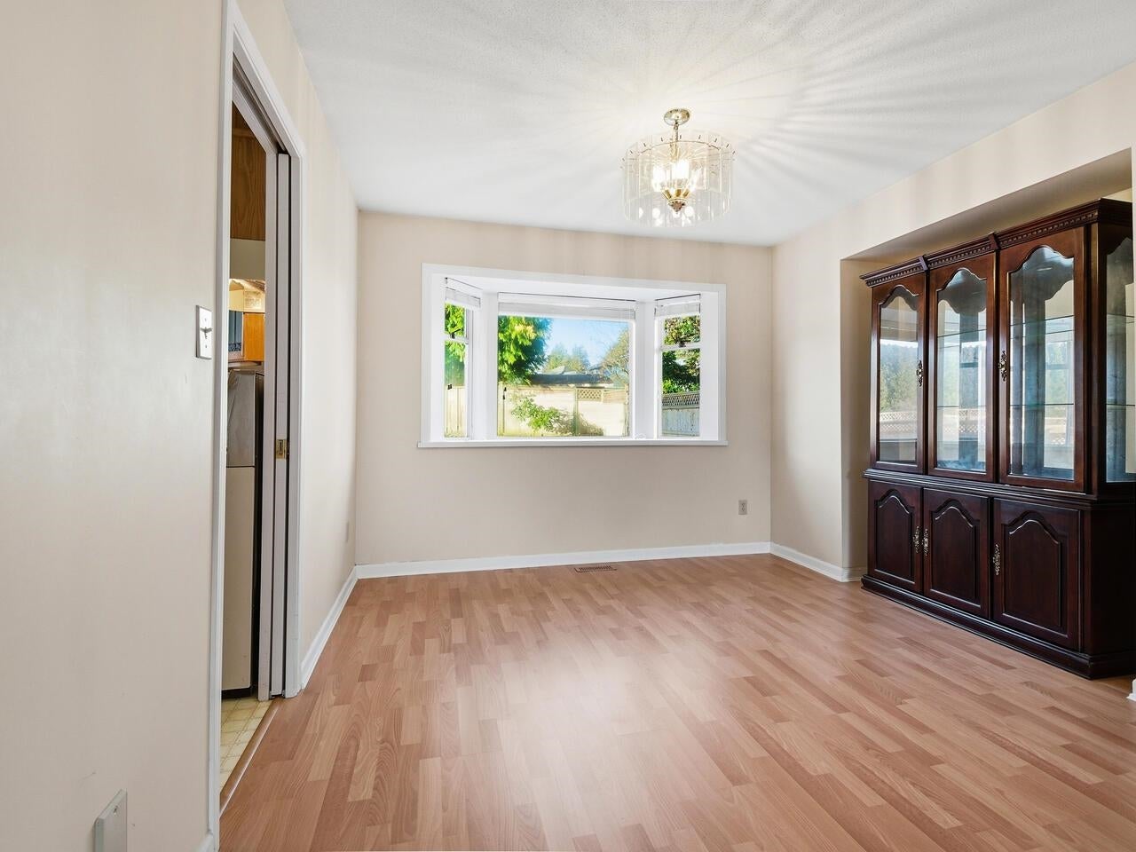 680 Linton Street - Central Coquitlam Single Family Residence for Sale, 3 Bedrooms (R3081908)# - 5