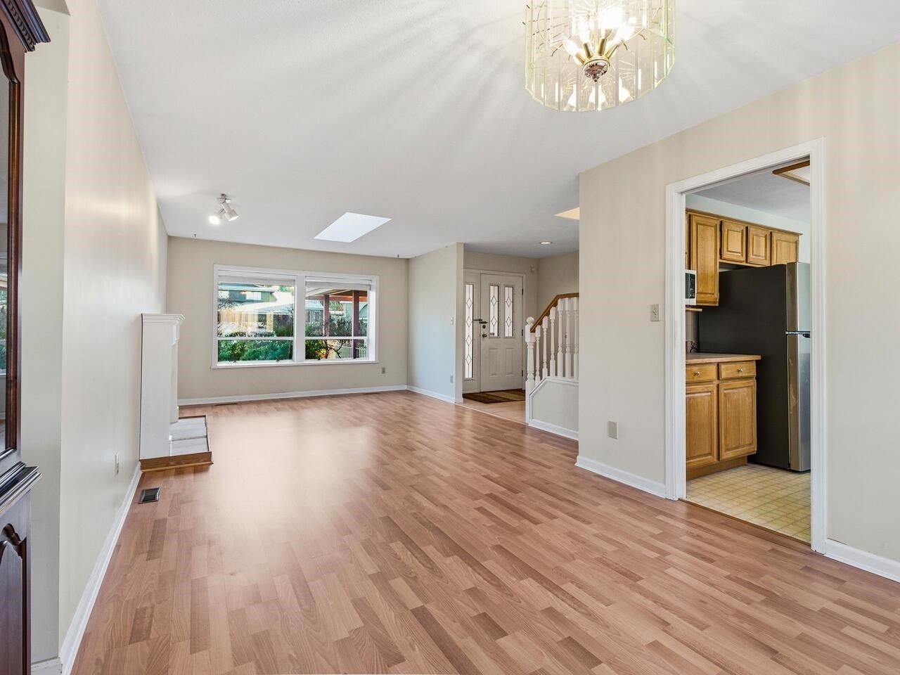 680 Linton Street - Central Coquitlam Single Family Residence for Sale, 3 Bedrooms (R3081908)# - 6