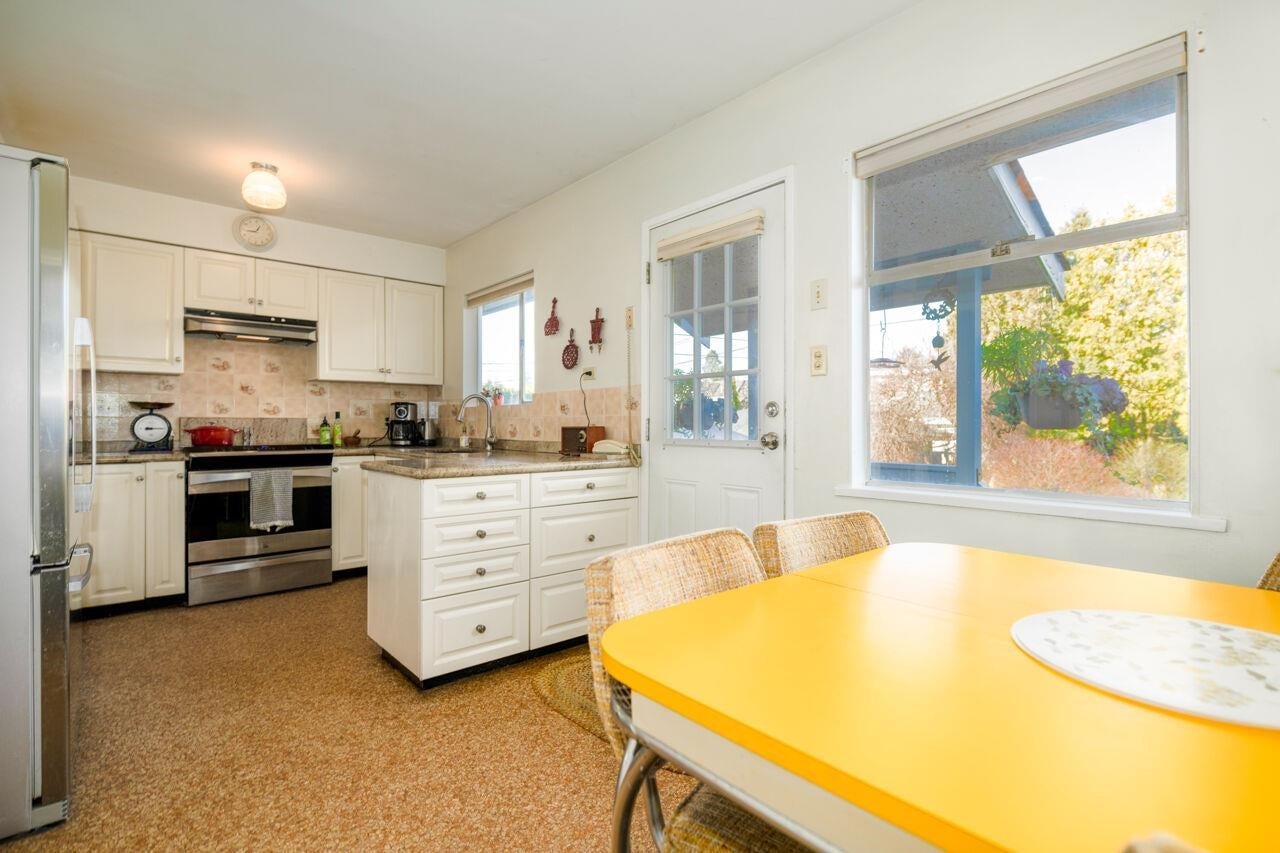 6545 Charles Street - Sperling-Duthie Single Family Residence for Sale, 4 Bedrooms (R3081951)# - 18