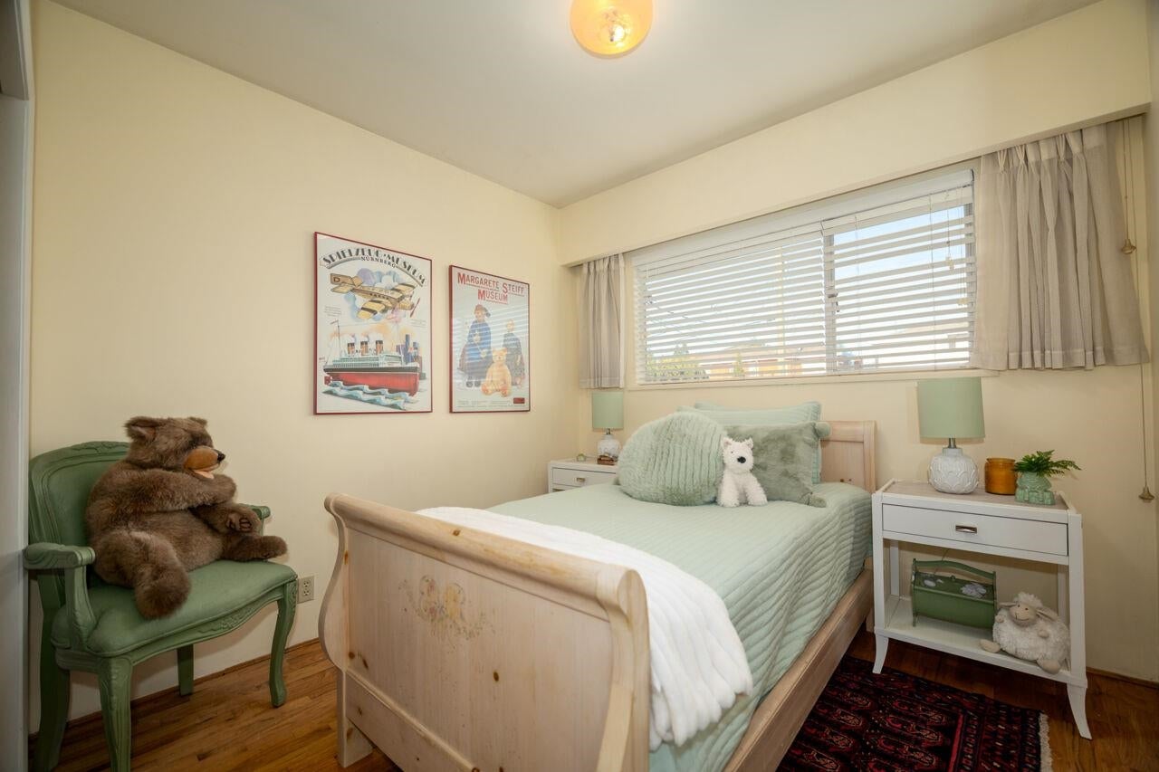 6545 Charles Street - Sperling-Duthie Single Family Residence for Sale, 4 Bedrooms (R3081951)# - 20