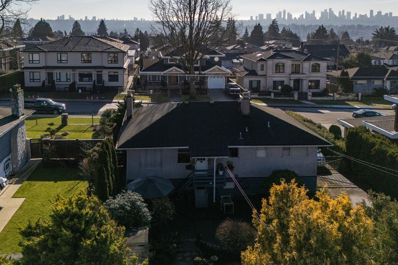 6545 Charles Street - Sperling-Duthie Single Family Residence for Sale, 4 Bedrooms (R3081951)# - 2