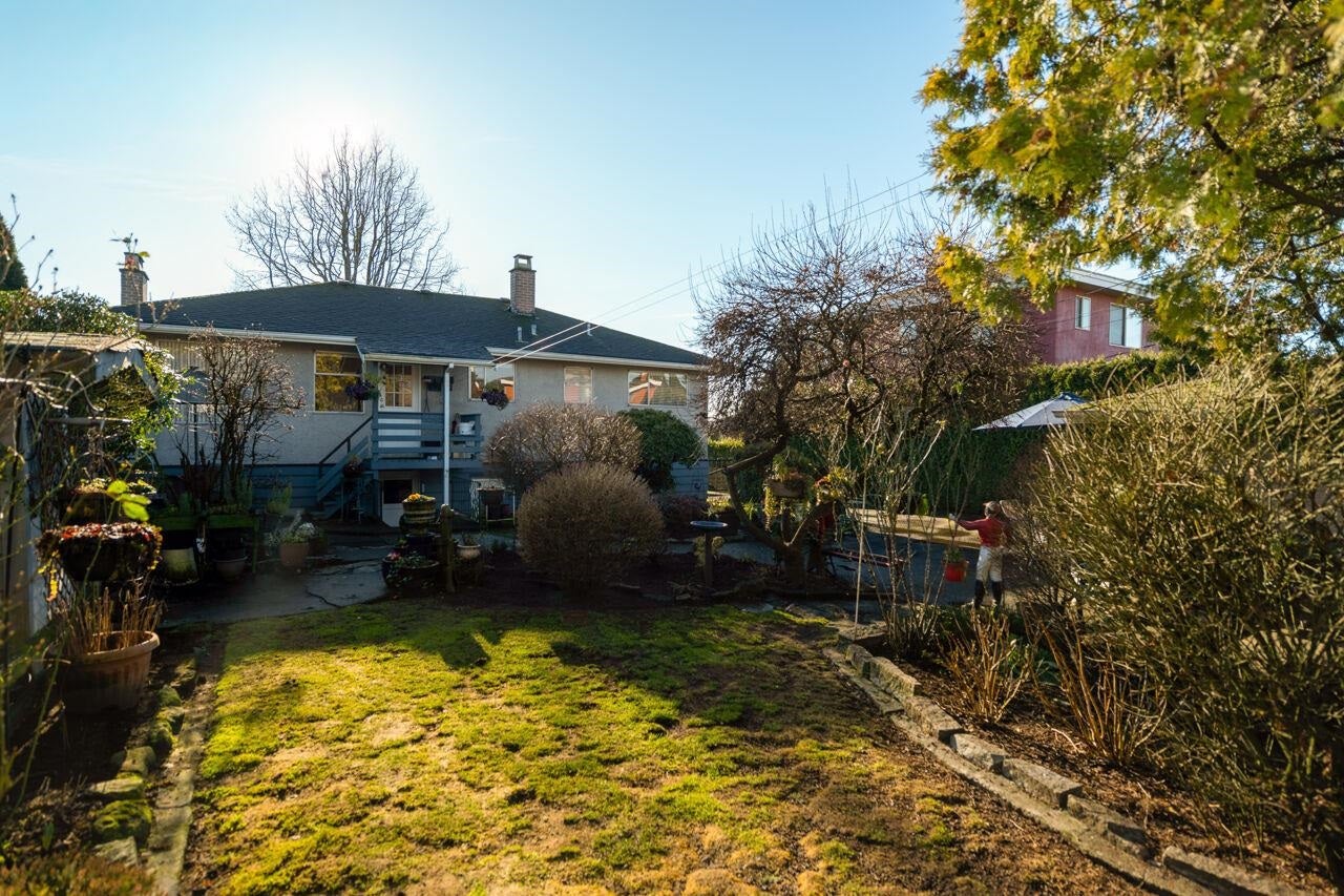 6545 Charles Street - Sperling-Duthie Single Family Residence for Sale, 4 Bedrooms (R3081951)# - 8