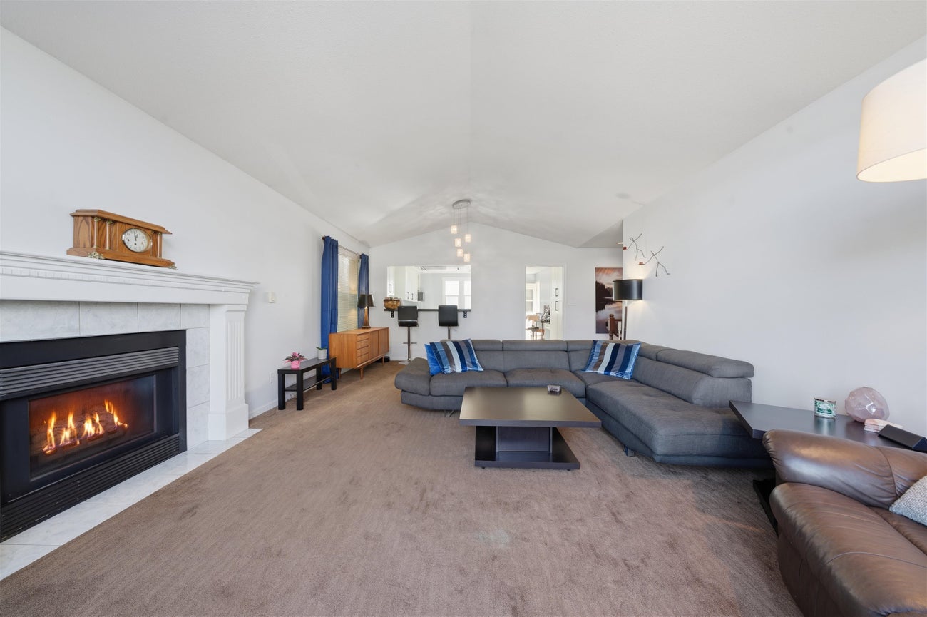 4468 Graveley Street - Brentwood Park Single Family Residence for Sale, 4 Bedrooms (R3083184)# - 9 4468 Graveley Street - Brentwood Park Single Family Residence for Sale, 4 Bedrooms (R3083184)# - 9