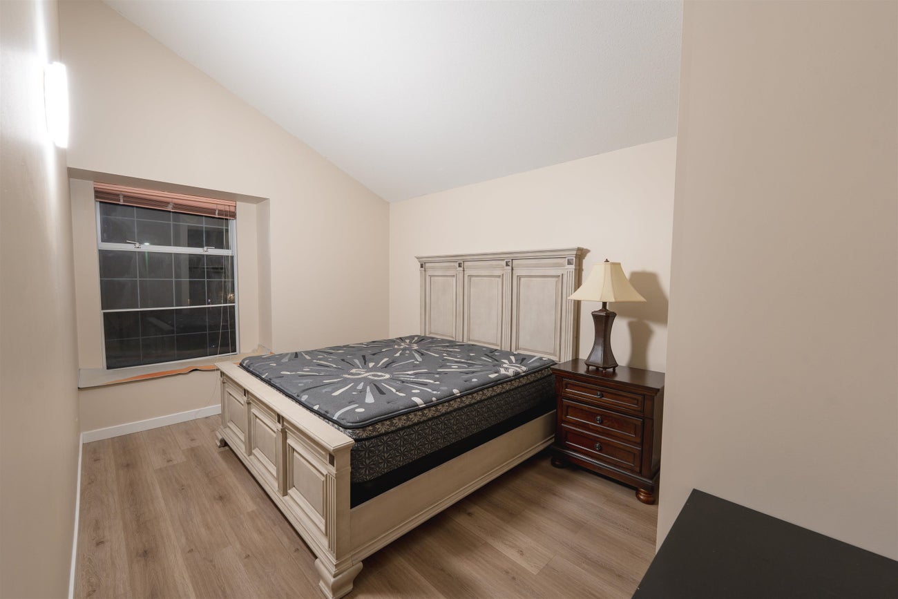 2986 Delahaye Drive - Canyon Springs single-family-residence for Sale, 4 Bedrooms (R3083871)# - 16