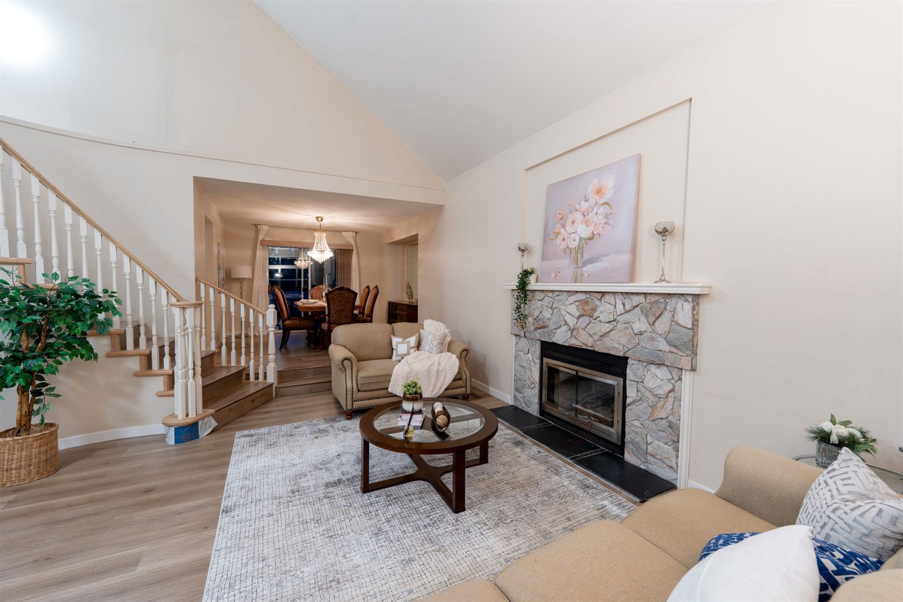 2986 Delahaye Drive - Canyon Springs single-family-residence for Sale, 4 Bedrooms (R3083871)# - 3