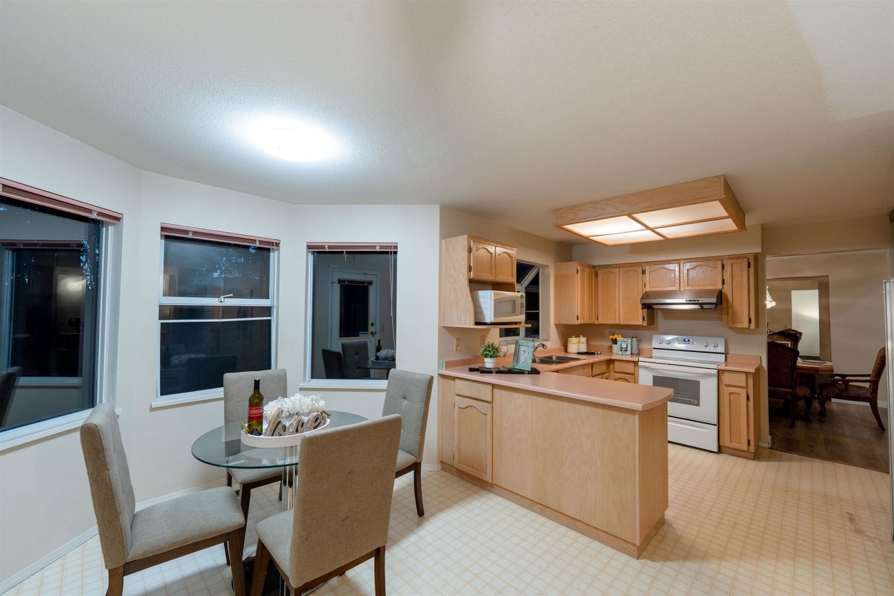 2986 Delahaye Drive - Canyon Springs single-family-residence for Sale, 4 Bedrooms (R3083871)# - 8