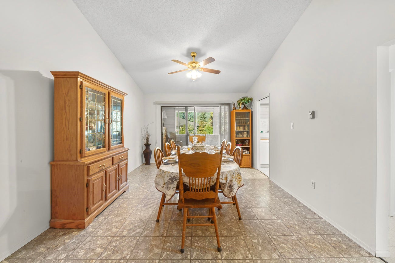 567 Clare Avenue - Sperling-Duthie Other for Sale, 3 Bedrooms (R3084270)# - 14