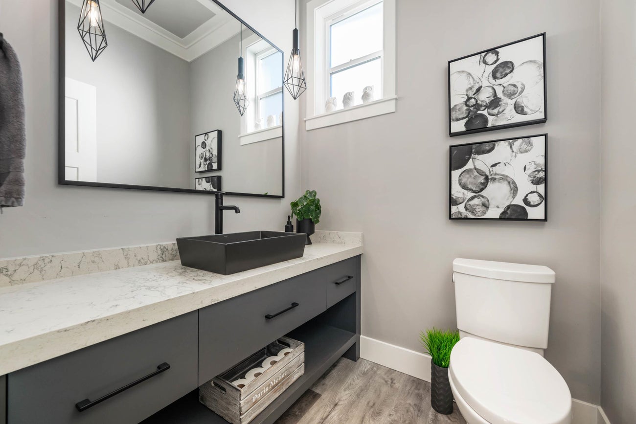 814 Levis Street - Harbour Place single-family-residence for Sale, 6 Bedrooms (R3084345)# - 21