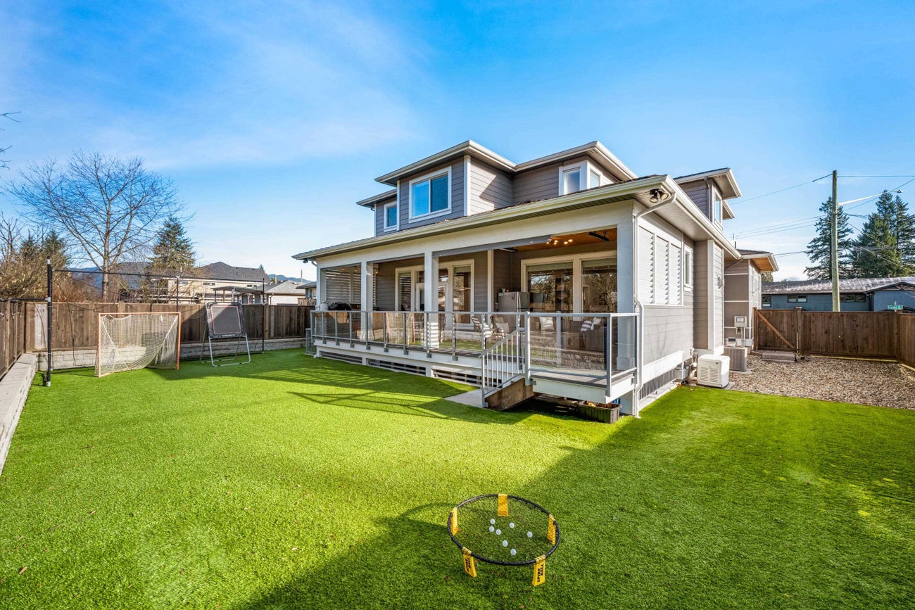 814 Levis Street - Harbour Place Single Family Residence for Sale, 6 Bedrooms (R3084345)# - 2