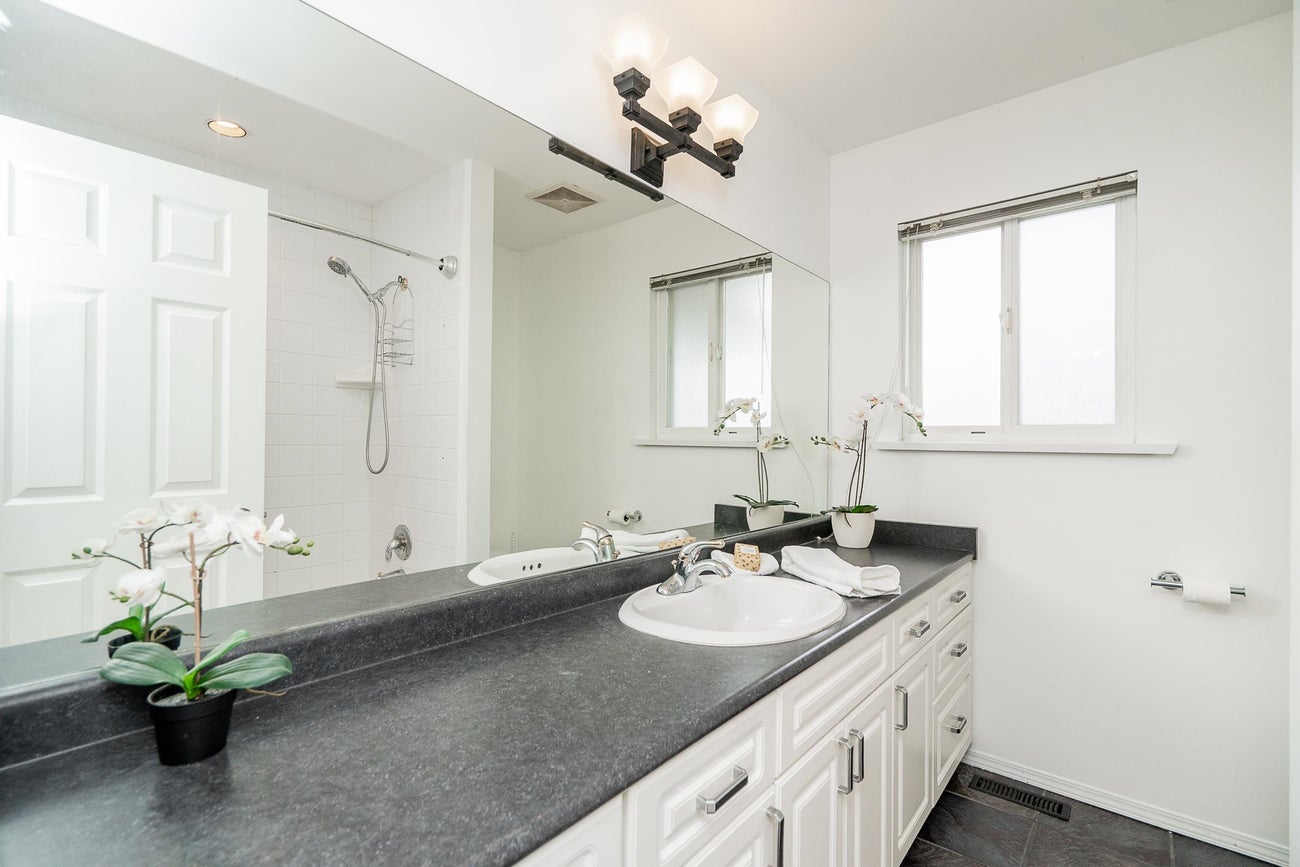 1415 Cornell Avenue - Central Coquitlam Single Family Residence for Sale, 4 Bedrooms (R3084636)# - 20