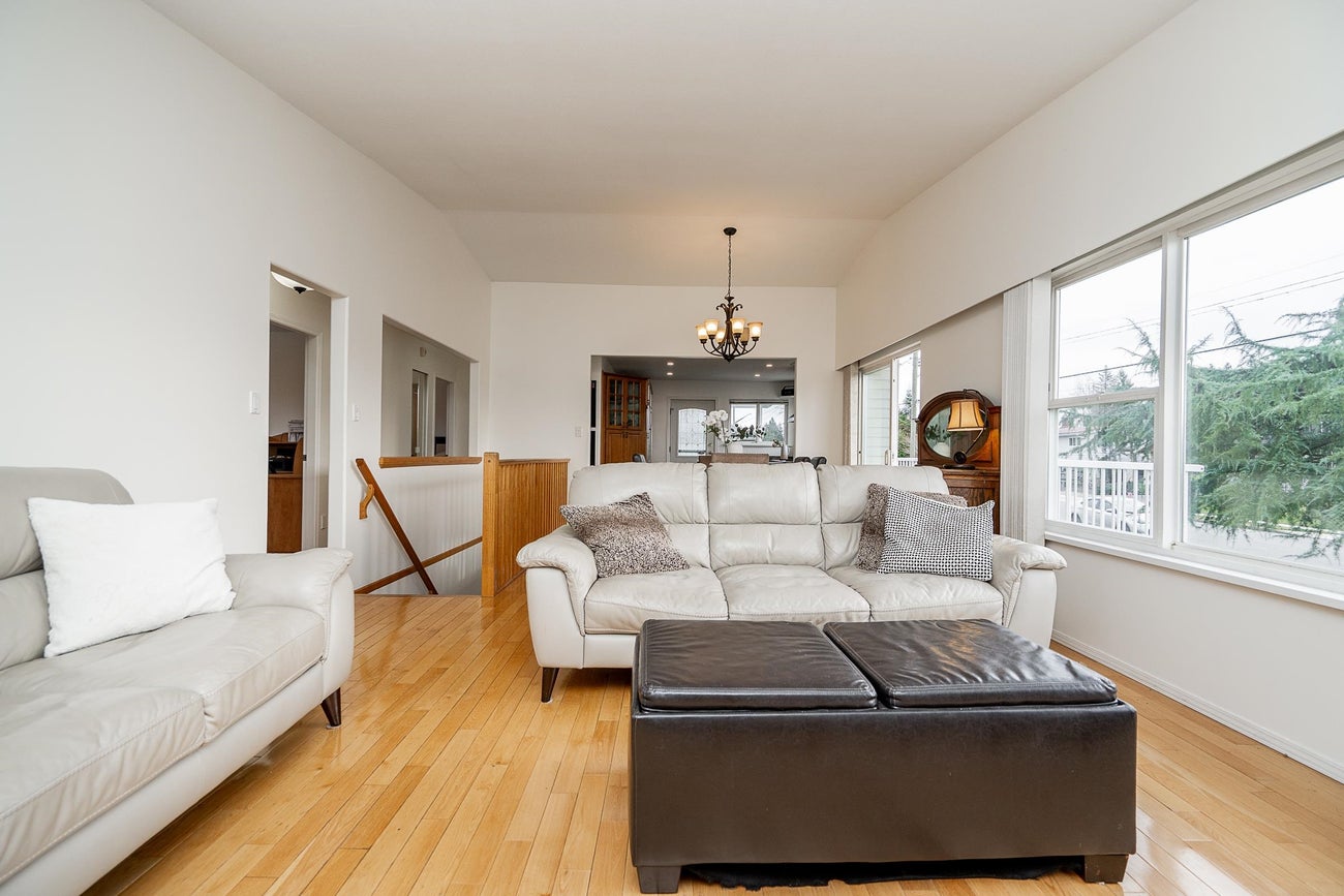 1415 Cornell Avenue - Central Coquitlam Single Family Residence for Sale, 4 Bedrooms (R3084636)# - 5