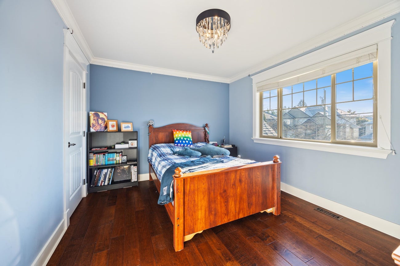 651 Chapman Avenue - Coquitlam West Single Family Residence for Sale, 6 Bedrooms (R3084656)# - 21