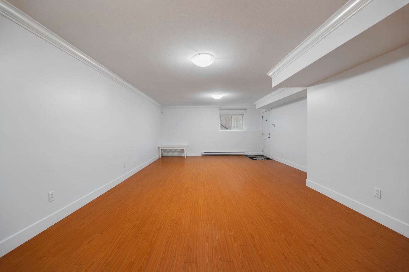 651 Chapman Avenue - Coquitlam West Single Family Residence for Sale, 6 Bedrooms (R3084656)# - 29