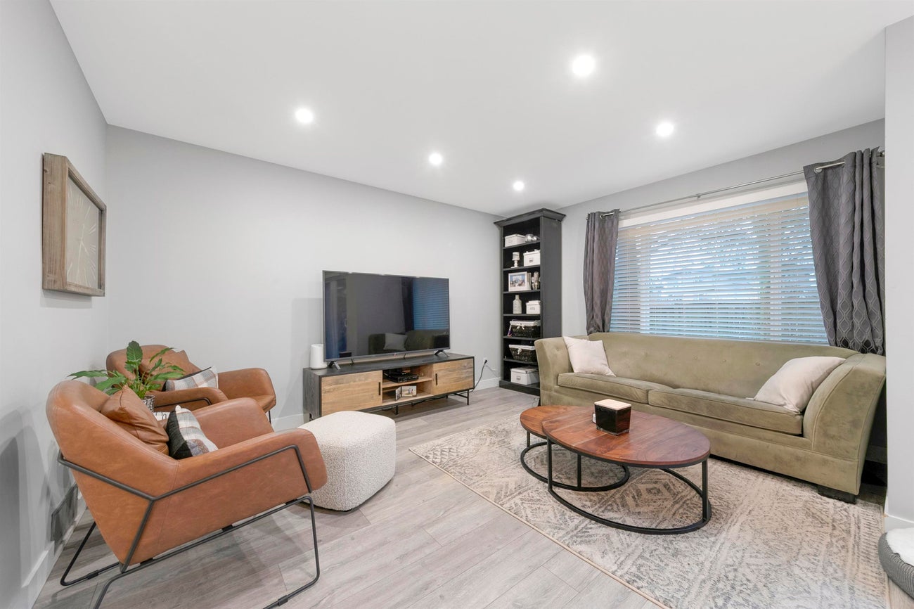 469 Carlsen Place - North Shore Pt Moody Townhouse, 3 Bedrooms (R3085051)# - 5