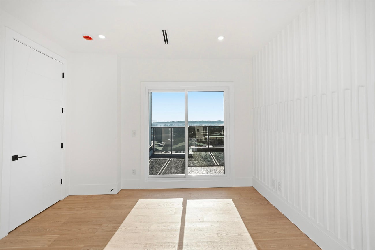 2263 Monashee Court - Coquitlam East Single Family Residence for Sale, 6 Bedrooms (R3085391)# - 23