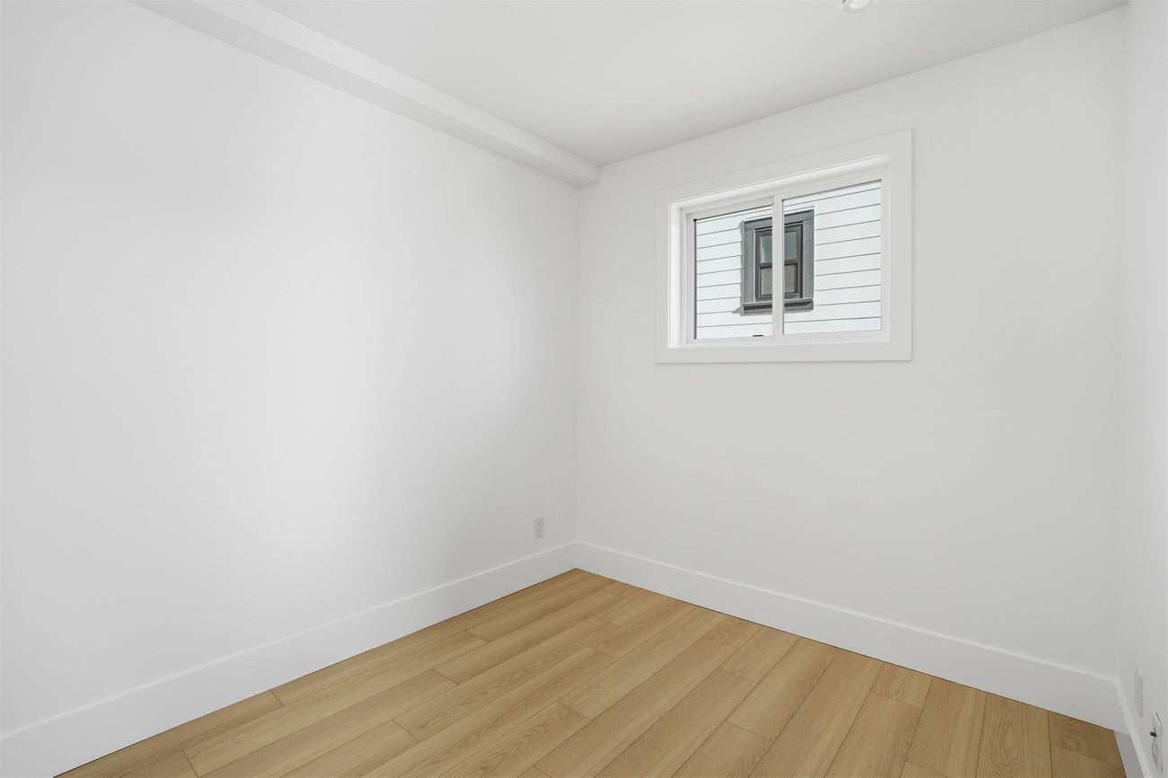 2263 Monashee Court - Coquitlam East Single Family Residence for Sale, 6 Bedrooms (R3085391)# - 28