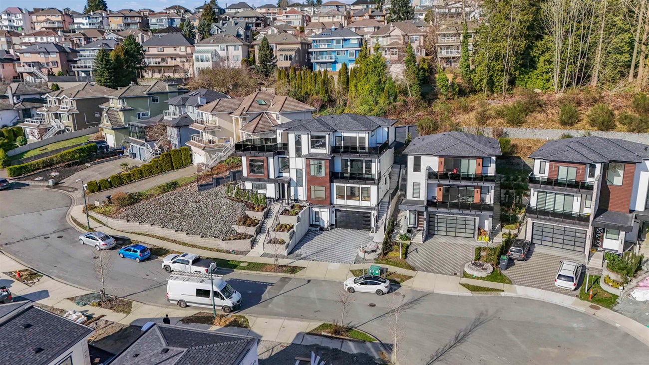 2263 Monashee Court - Coquitlam East Single Family Residence for Sale, 6 Bedrooms (R3085391)# - 2