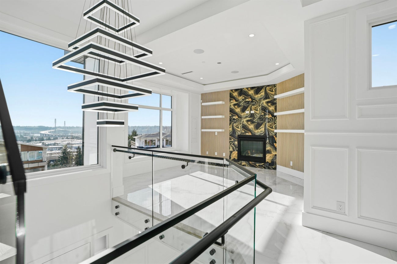 2263 Monashee Court - Coquitlam East Single Family Residence for Sale, 6 Bedrooms (R3085391)# - 4