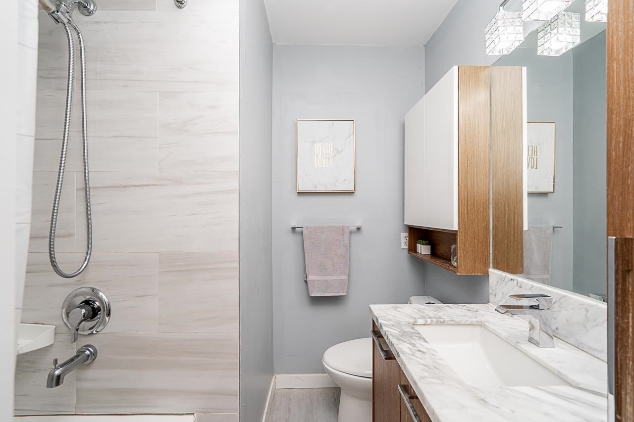 428 Midvale Street - Central Coquitlam Single Family Residence for Sale, 4 Bedrooms (R3085690)# - 13