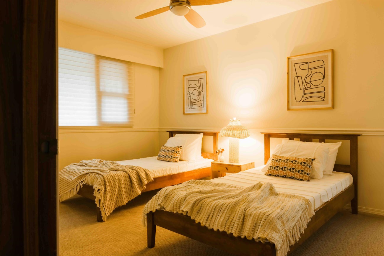 701 Dansey Avenue - Coquitlam West Single Family Residence for Sale, 5 Bedrooms (R3086454)# - 20