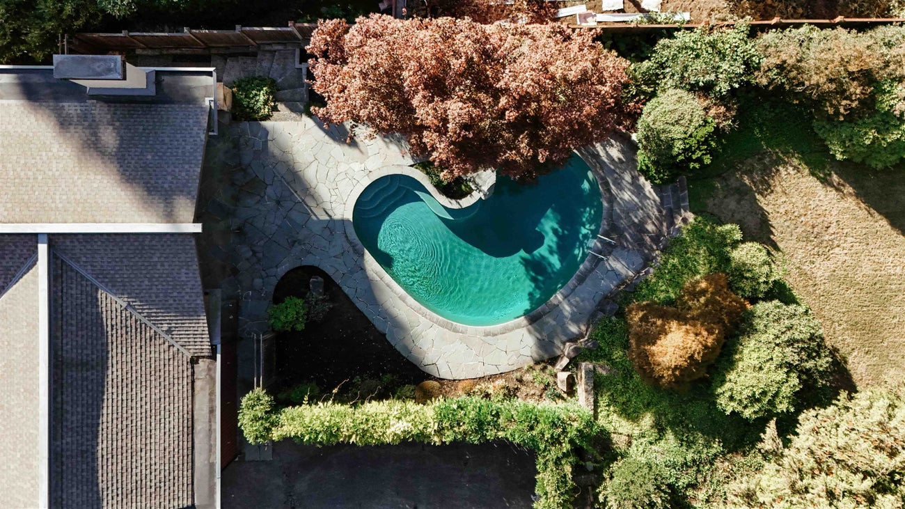 701 Dansey Avenue - Coquitlam West Single Family Residence for Sale, 5 Bedrooms (R3086454)# - 34